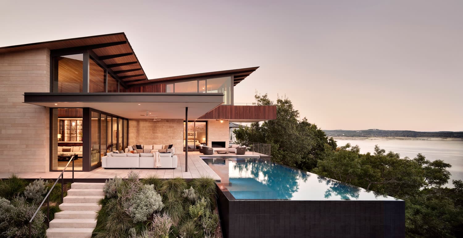 Modern Hill Country home overlooking the lake, infinity-edge pool